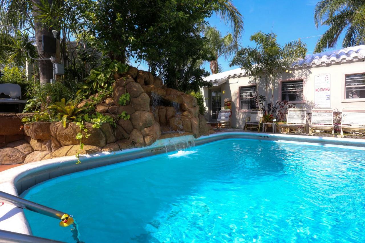 Richard'S Motel Studios Hollywood Exterior photo