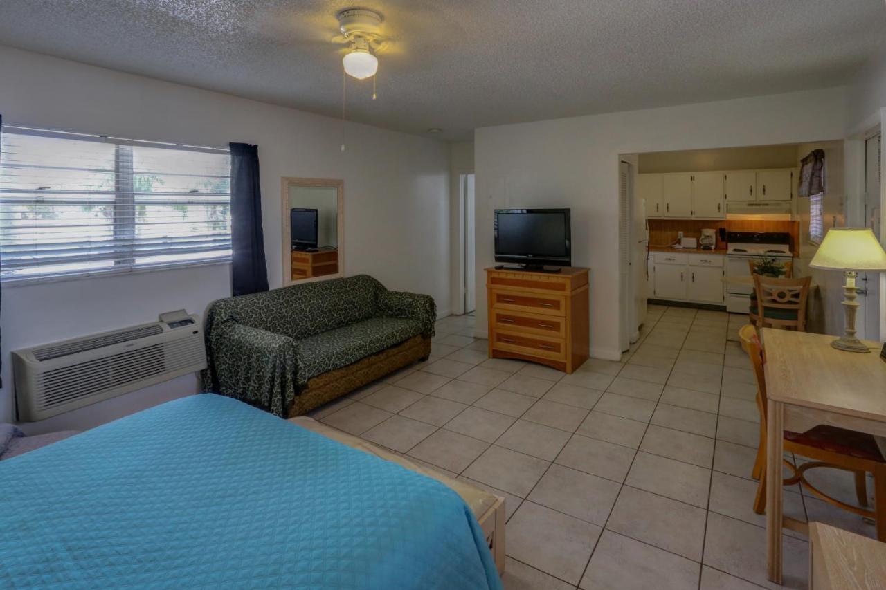 Richard'S Motel Studios Hollywood Exterior photo